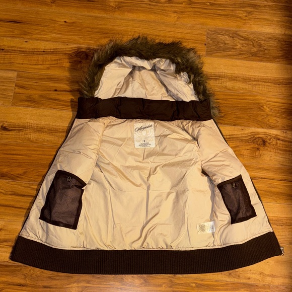 Vintage Y2K Aeropostale Brown Down Puffer Vest Removable Faux Fur Hood Sz Small - Picture 4 of 8